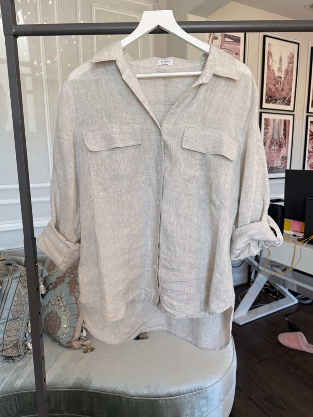 As new Aritzia BABATON button down shirt size large Babaton
Utility Linen Shirt - Picture 2 of 16